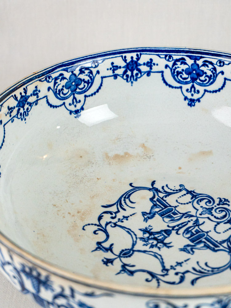 Shallow porcelain bowl, Jules Vieillard Bordeaux Moustiers, blue floral faience with aged patina.