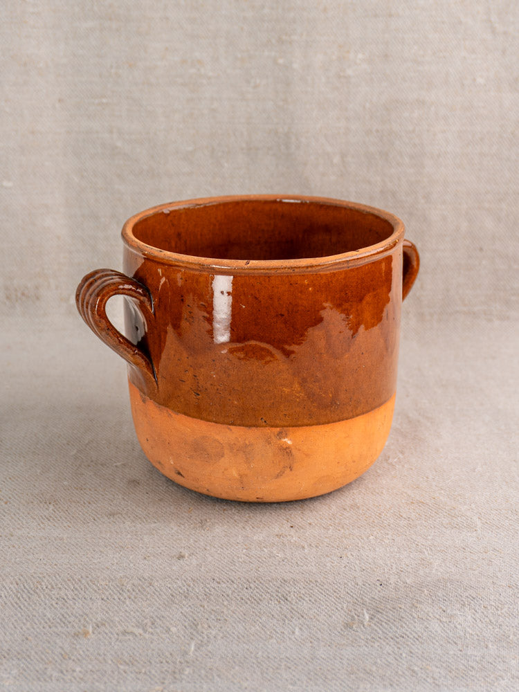Mid-20th century Digoin French confit pot, glazed earthenware with two handles, glossy top and matte base.